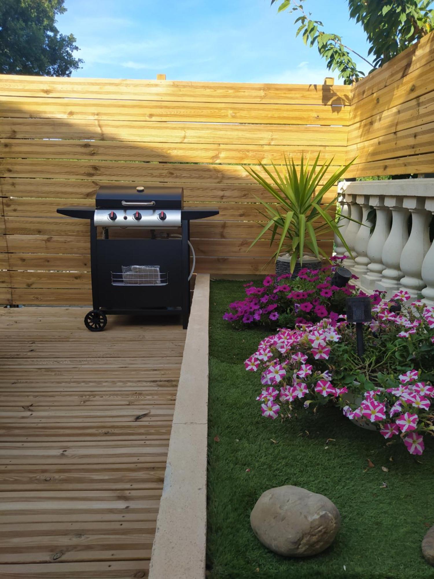 Studio Cosy Avec Terrasse Et Jacuzzi A Disposition De Mai A Aout Rians  Esterno foto
